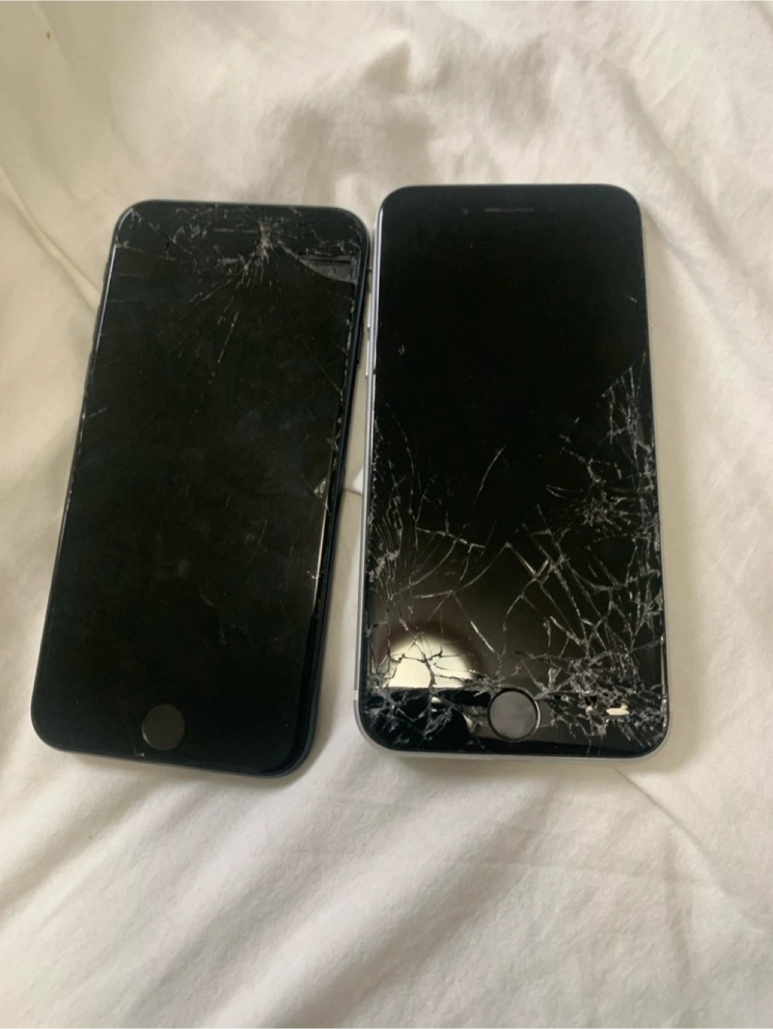 IPhone SE 2020 128 gb & IPhone SE 2022 64 gb - photo 2