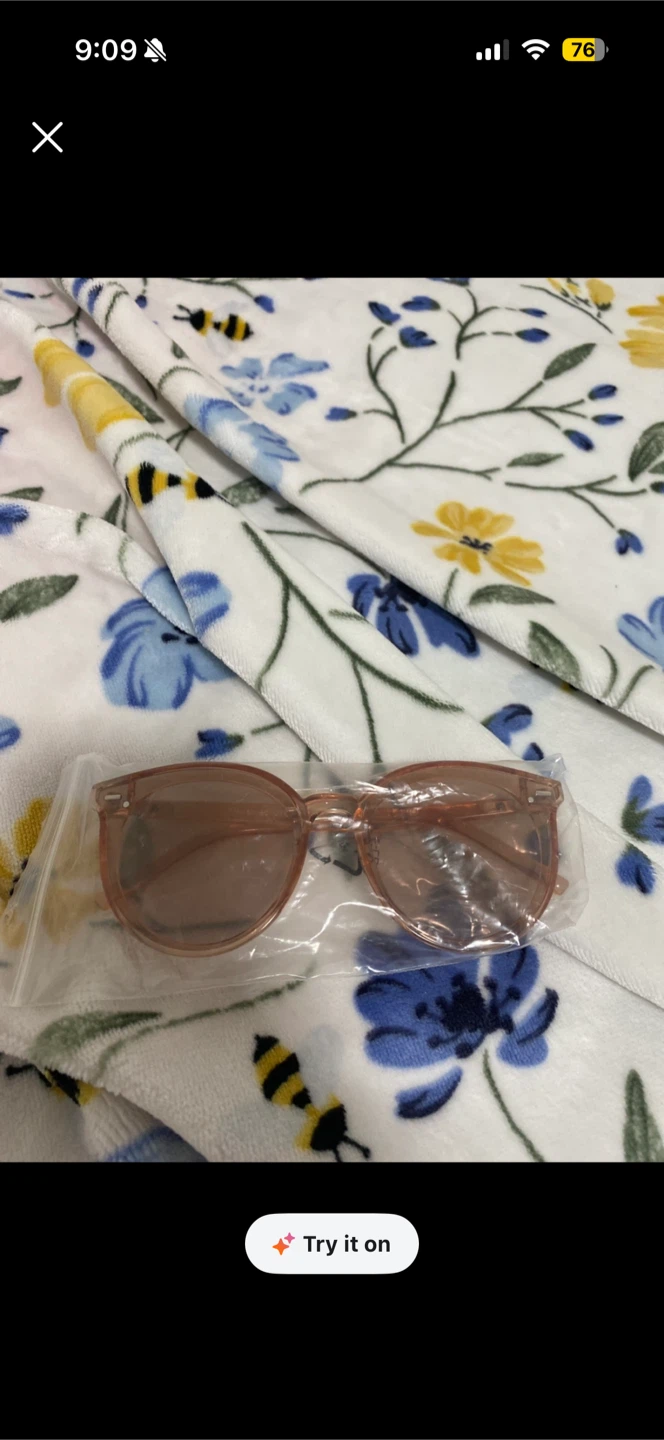 Round Sunglasses - Pink Tint