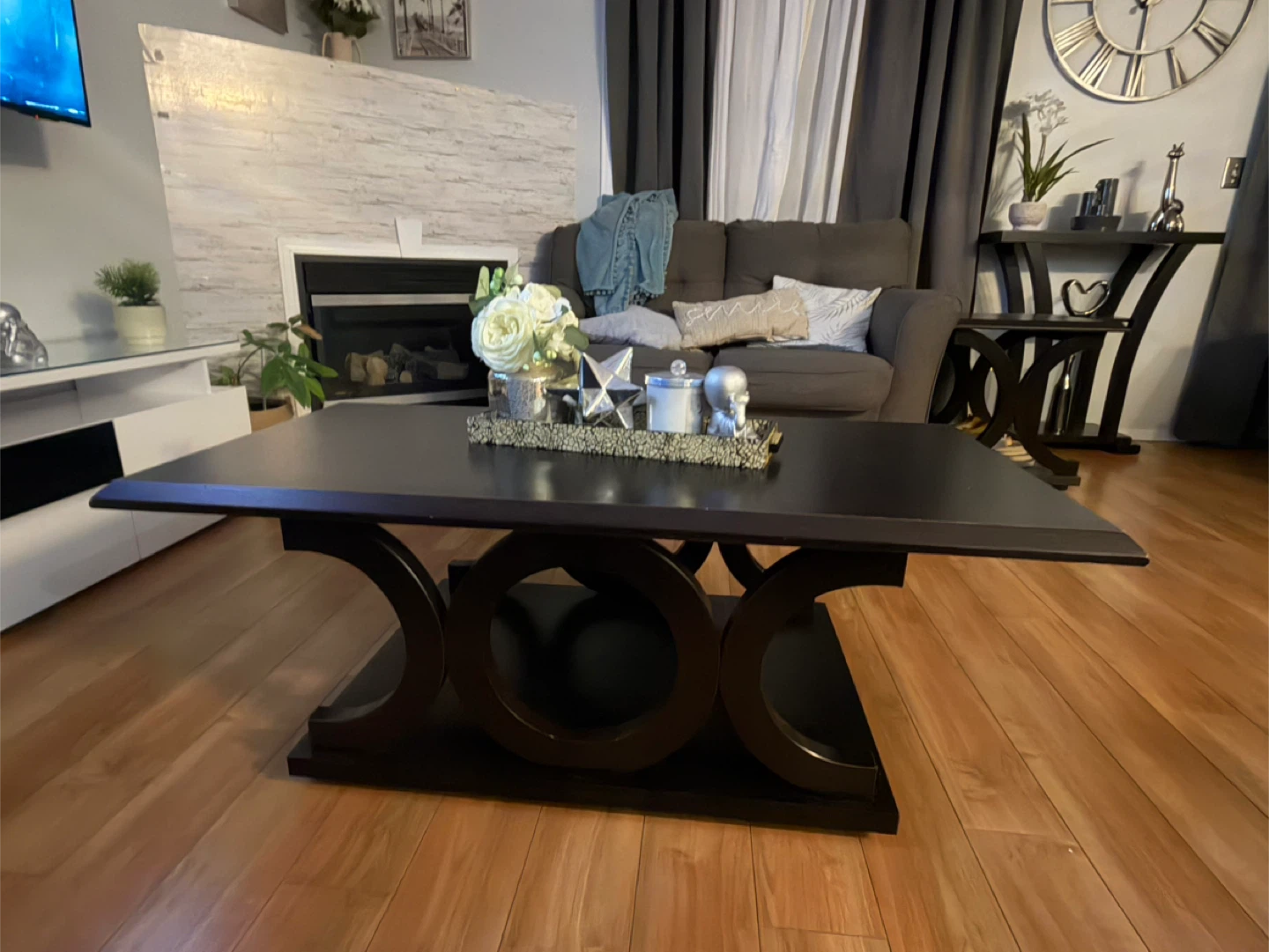 Coffee Table and End Table - Dark Cappuccino