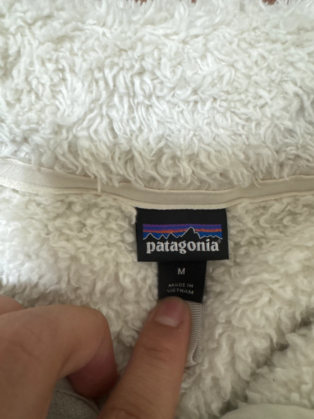 Patagonia Women's Fleece Pullover - photo 5