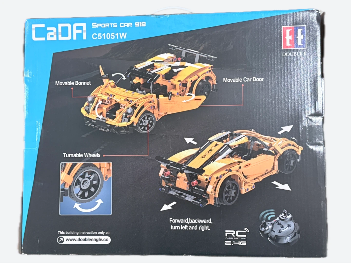 CaDA C51051W Sports Car Building Block Set