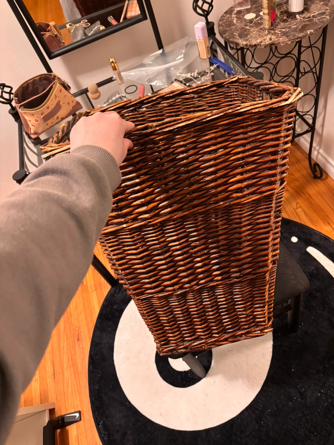 Wicker Laundry Hamper - photo 2