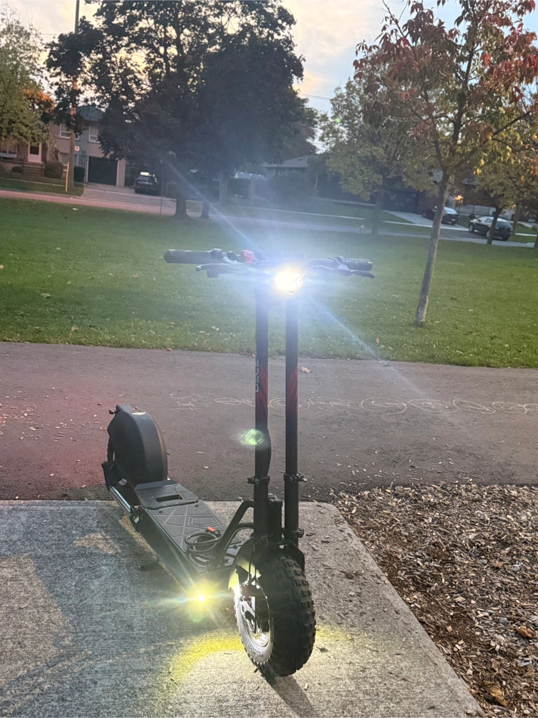 DECE electric scooter