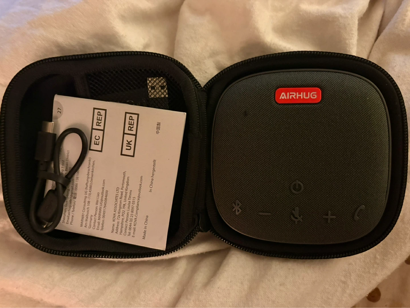 🥕Airhug Portable Bluetooth Speaker with Case