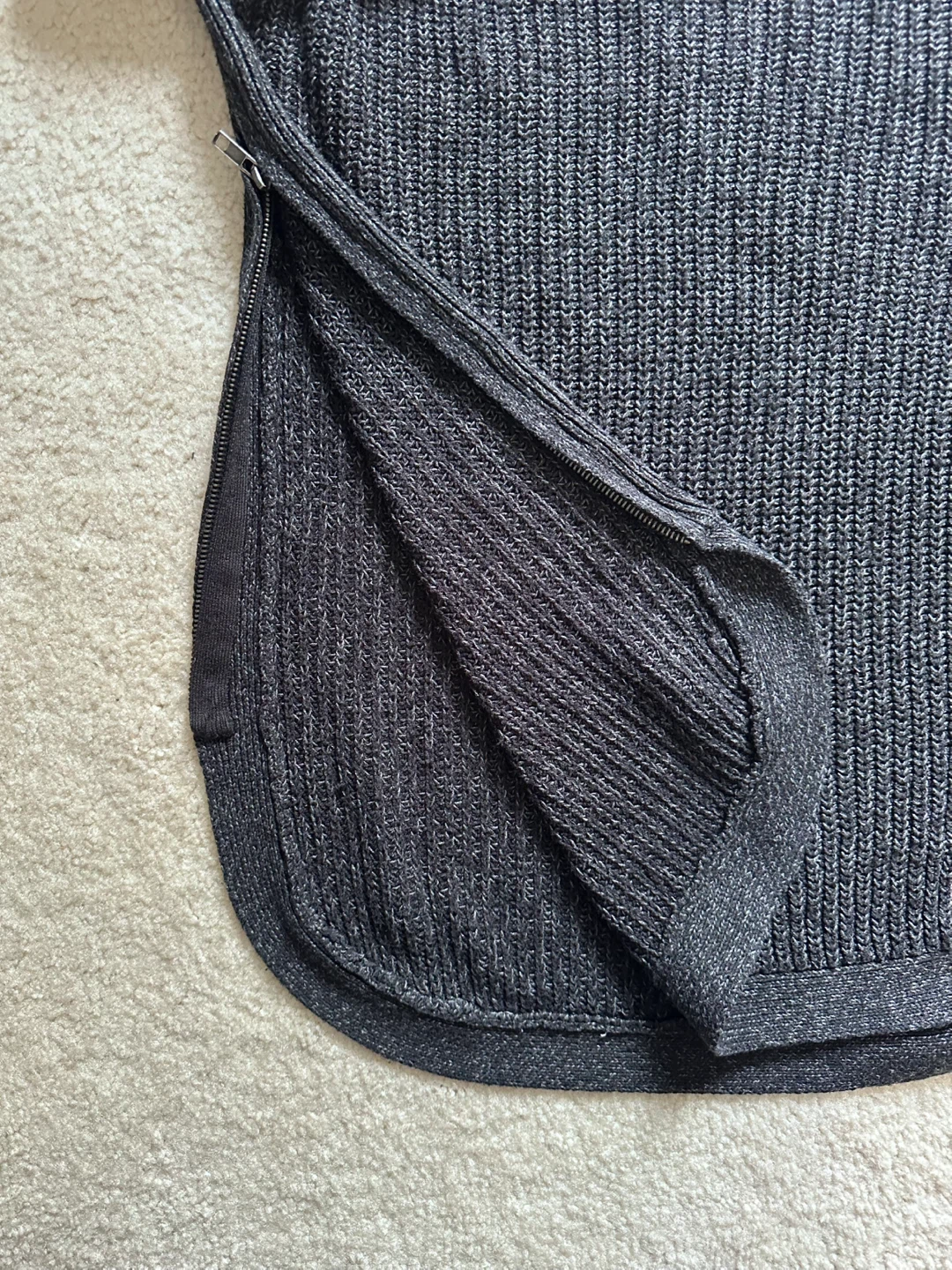 Seven Sisters Charcoal Knit Sweater 🥕 - photo 4