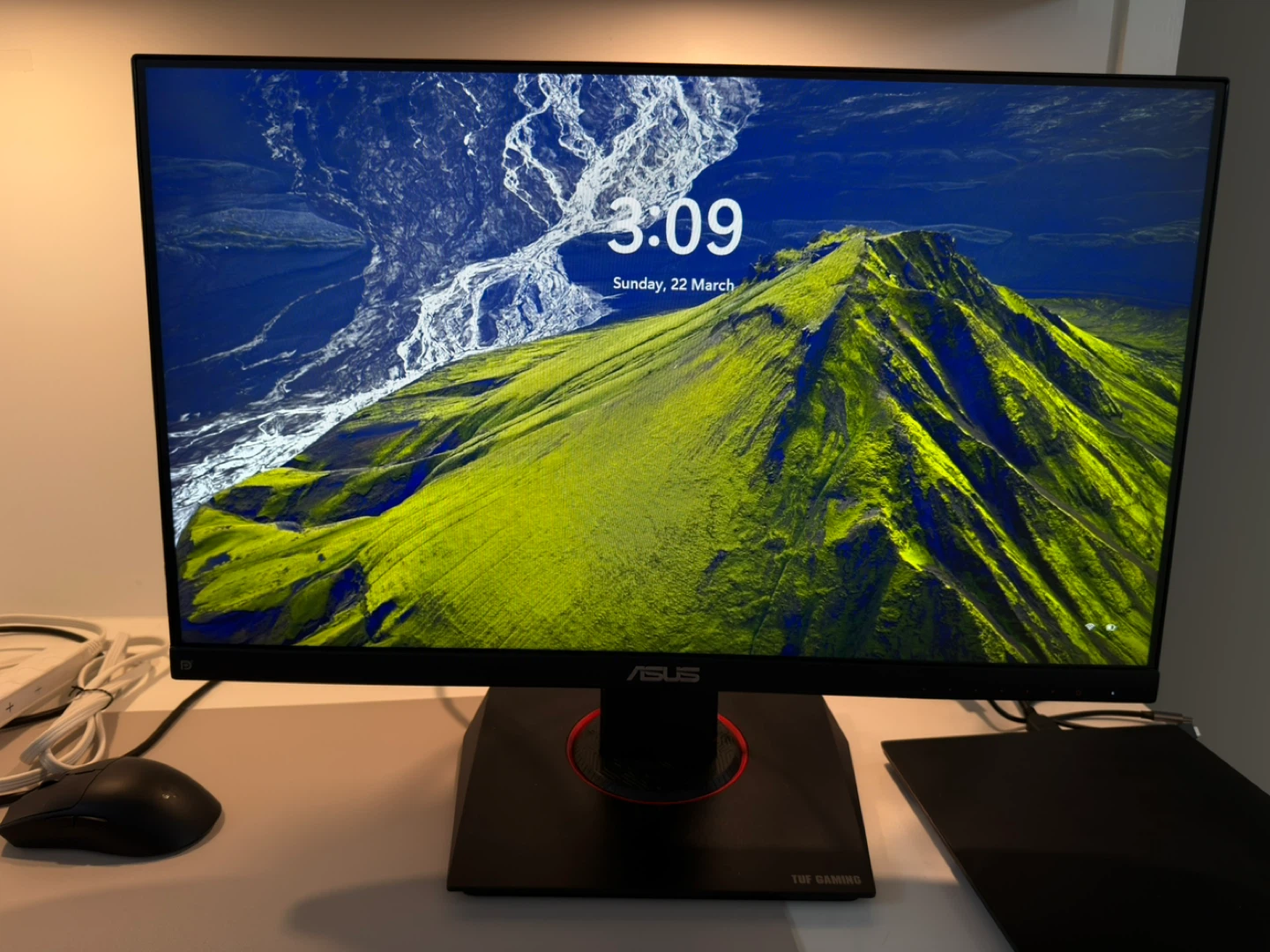 ASUS TUF Gaming Monitor - photo 3
