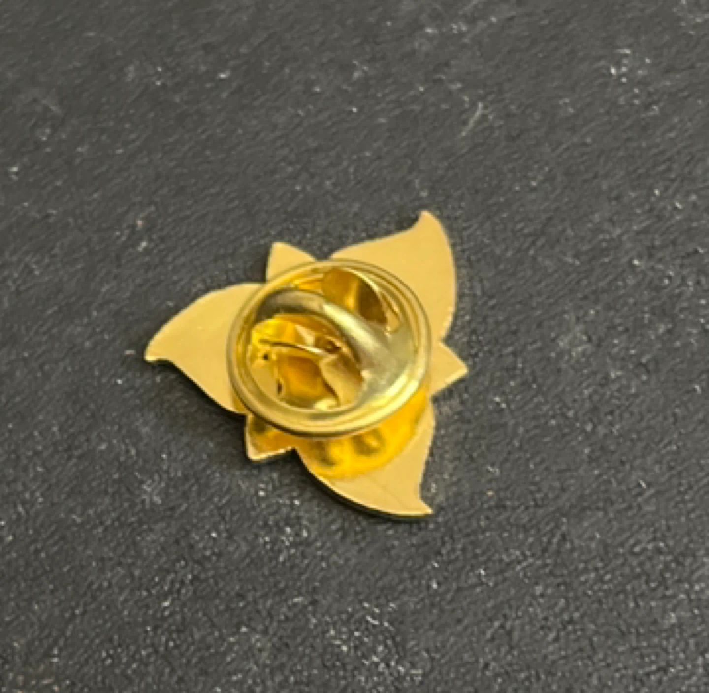 Trillium Flower Enamel Pin - photo 2