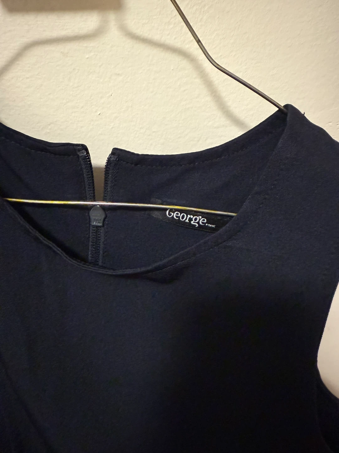 George - navy blue pinafore dress with pleats - photo 2