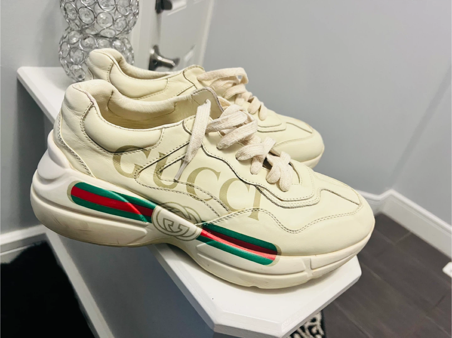 Gucci Cream/White Leather Sneakers