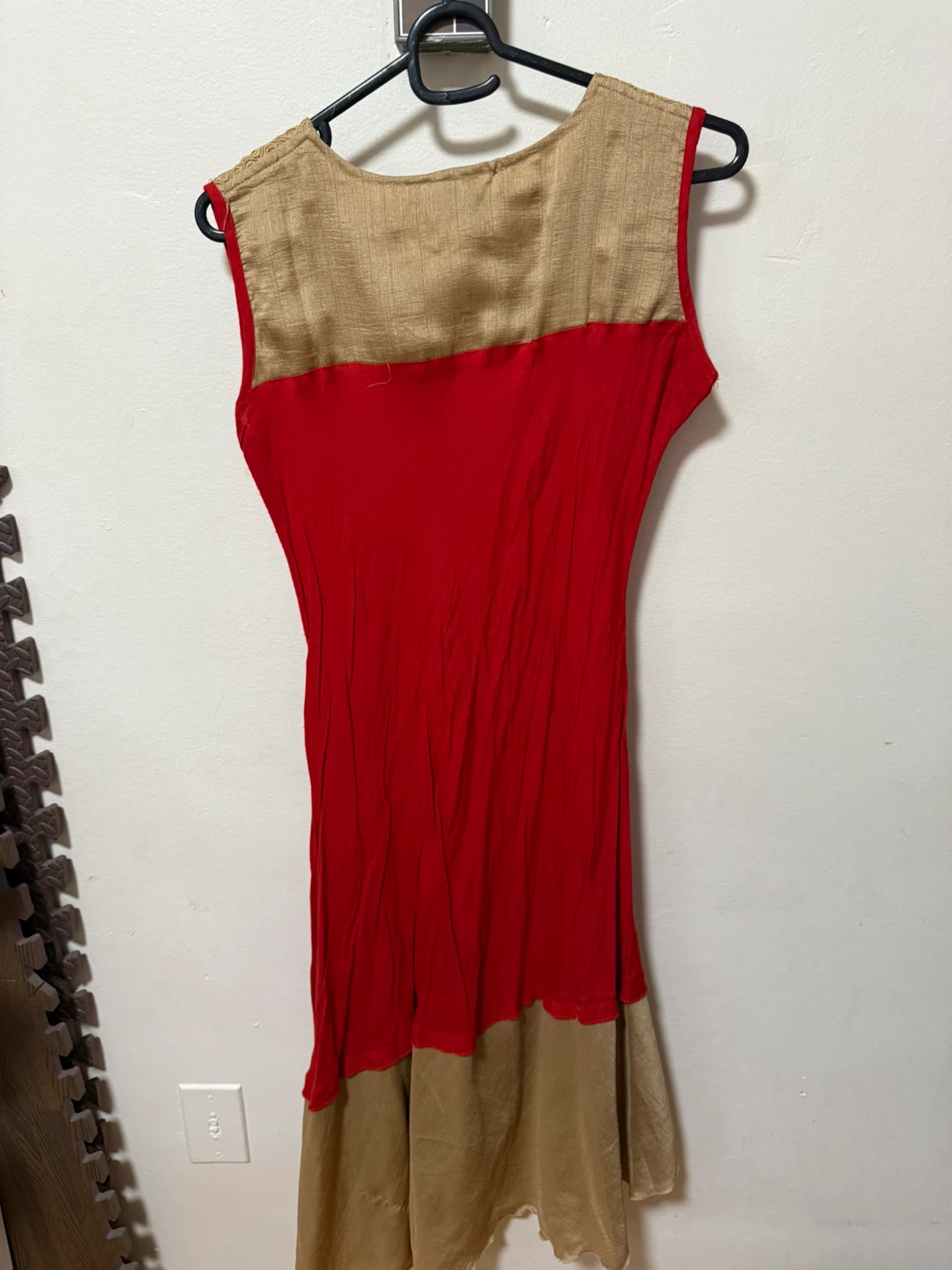 Red and Gold Sleeveless Dress with Embellishment - photo 4