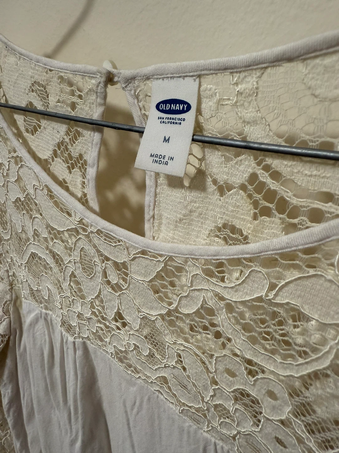 Old Navy Women's Lace Trim Top - Size M - photo 3