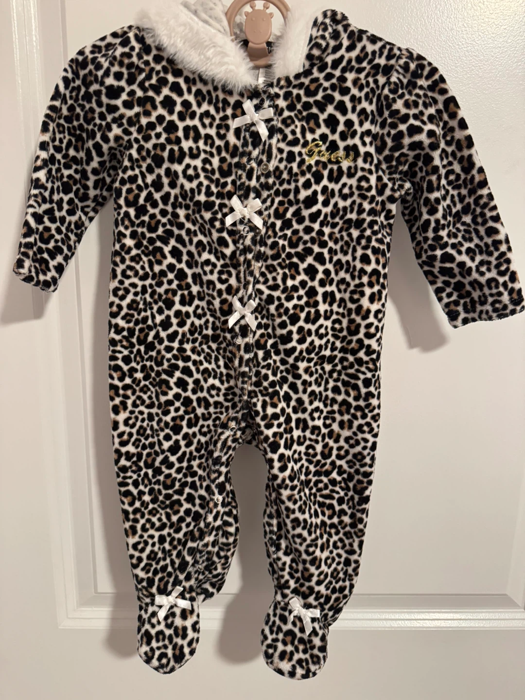 Guess Leopard Print Baby Fleece Footie - photo 4
