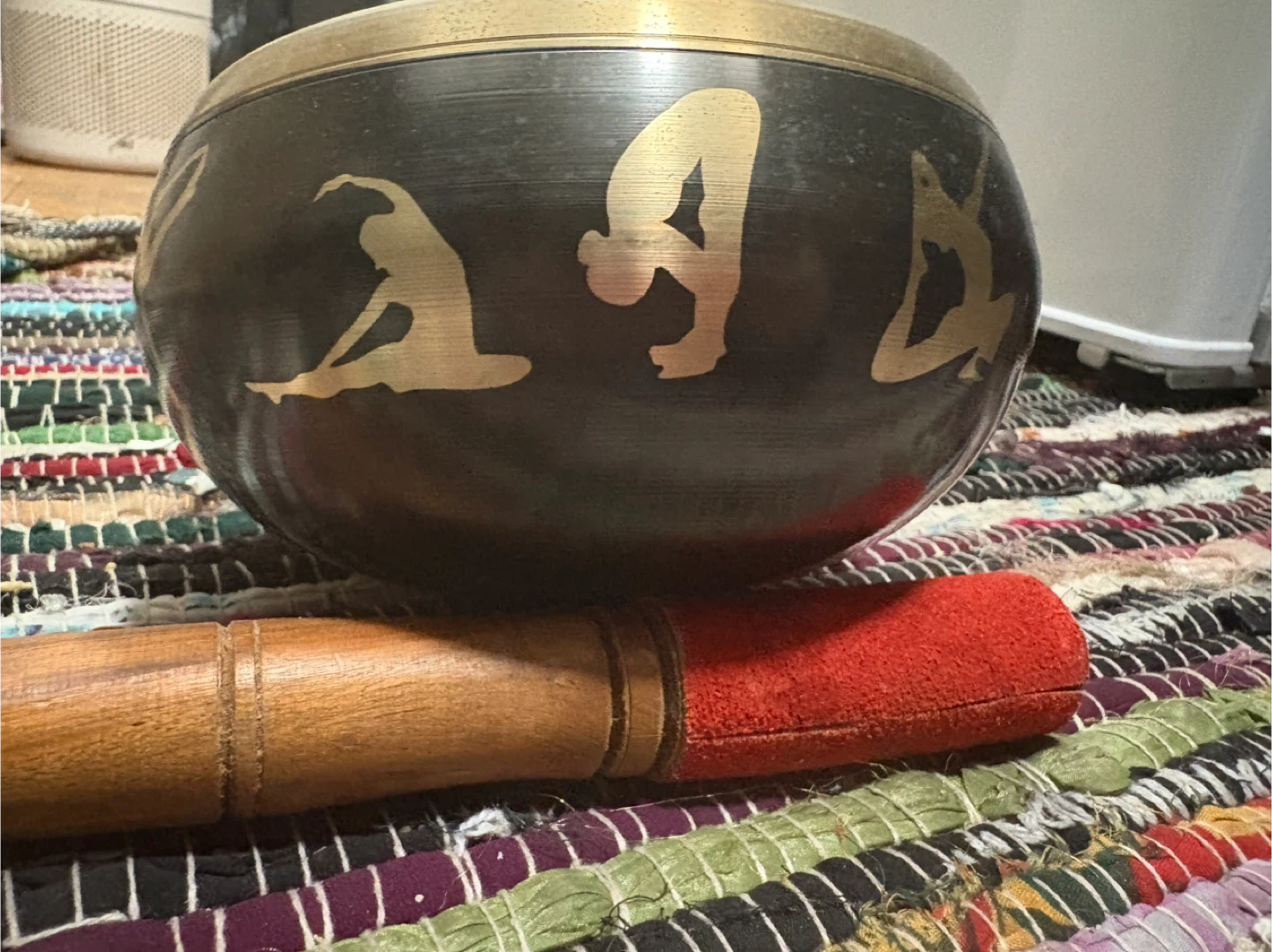 Tibetan Singing Bowl with Yoga Poses - photo 2