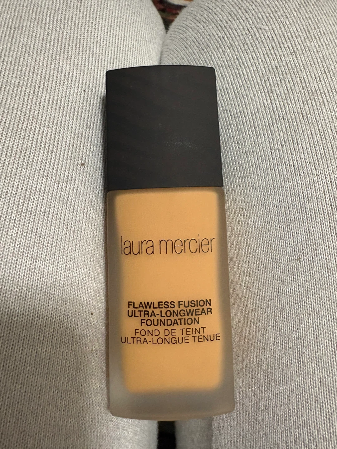 Laura Mercier  Foundation 4N1 Suntan