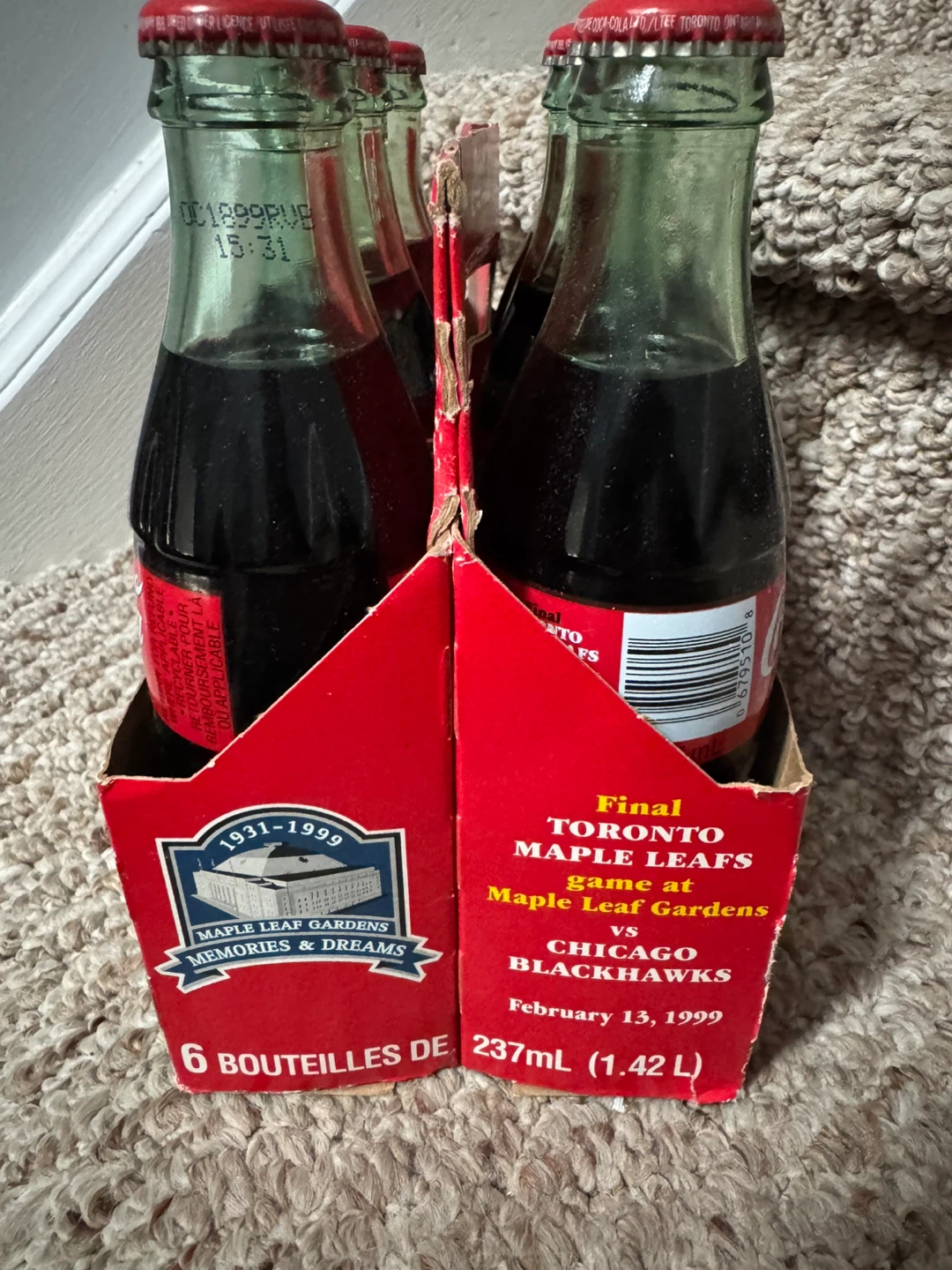 Coca-Cola Classic 6pk Toronto Maple Leafs Commemorative Bottles - photo 2