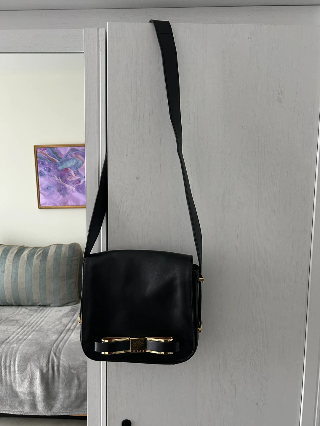 Ted Baker Black Leather Shoulder Bag with Bow Accent - photo 3