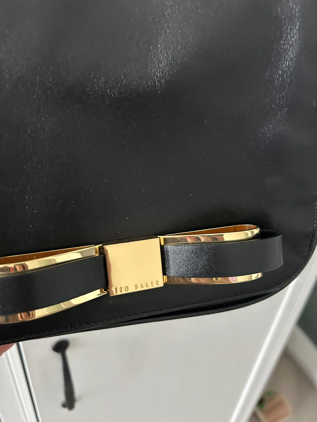 Ted Baker Black Leather Shoulder Bag with Bow Accent - photo 4