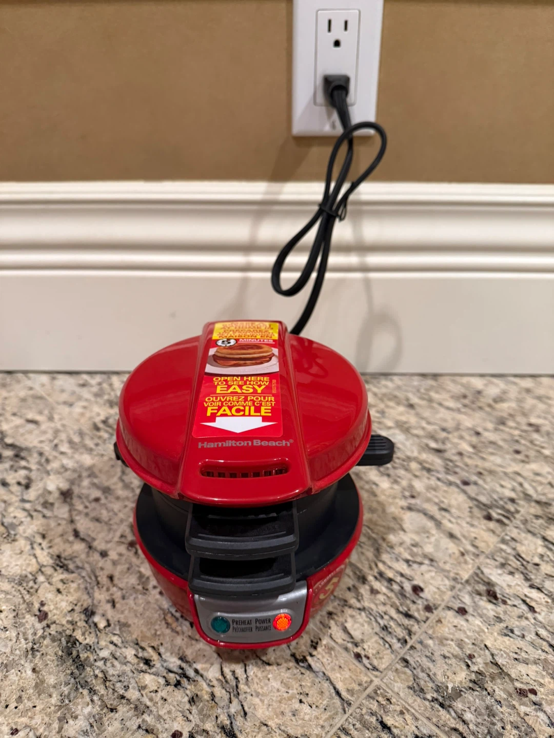Hamilton Beach Breakfast Sandwich Maker - photo 4