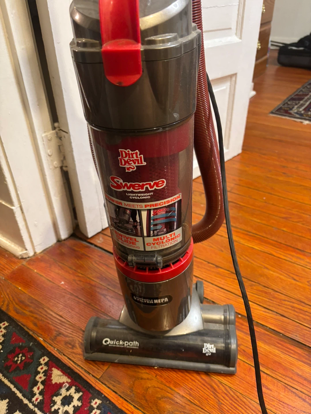 Dirt Devil Swerve Lightweight Cyclonic Vacuum Cleaner - photo 2