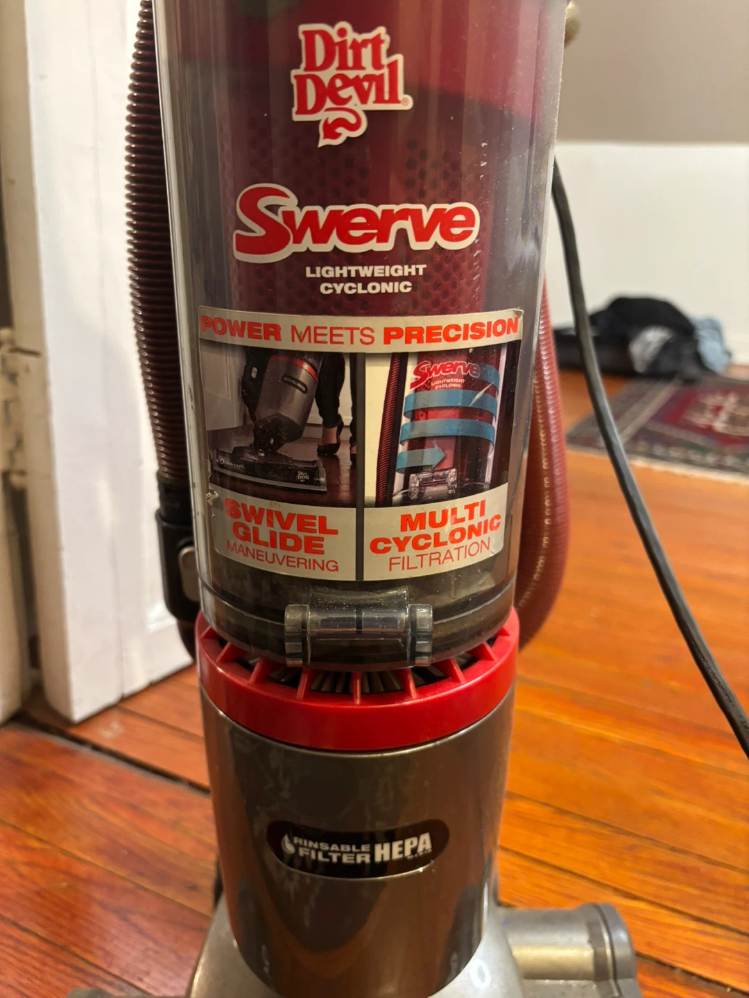 Dirt Devil Swerve Lightweight Cyclonic Vacuum Cleaner - photo 4