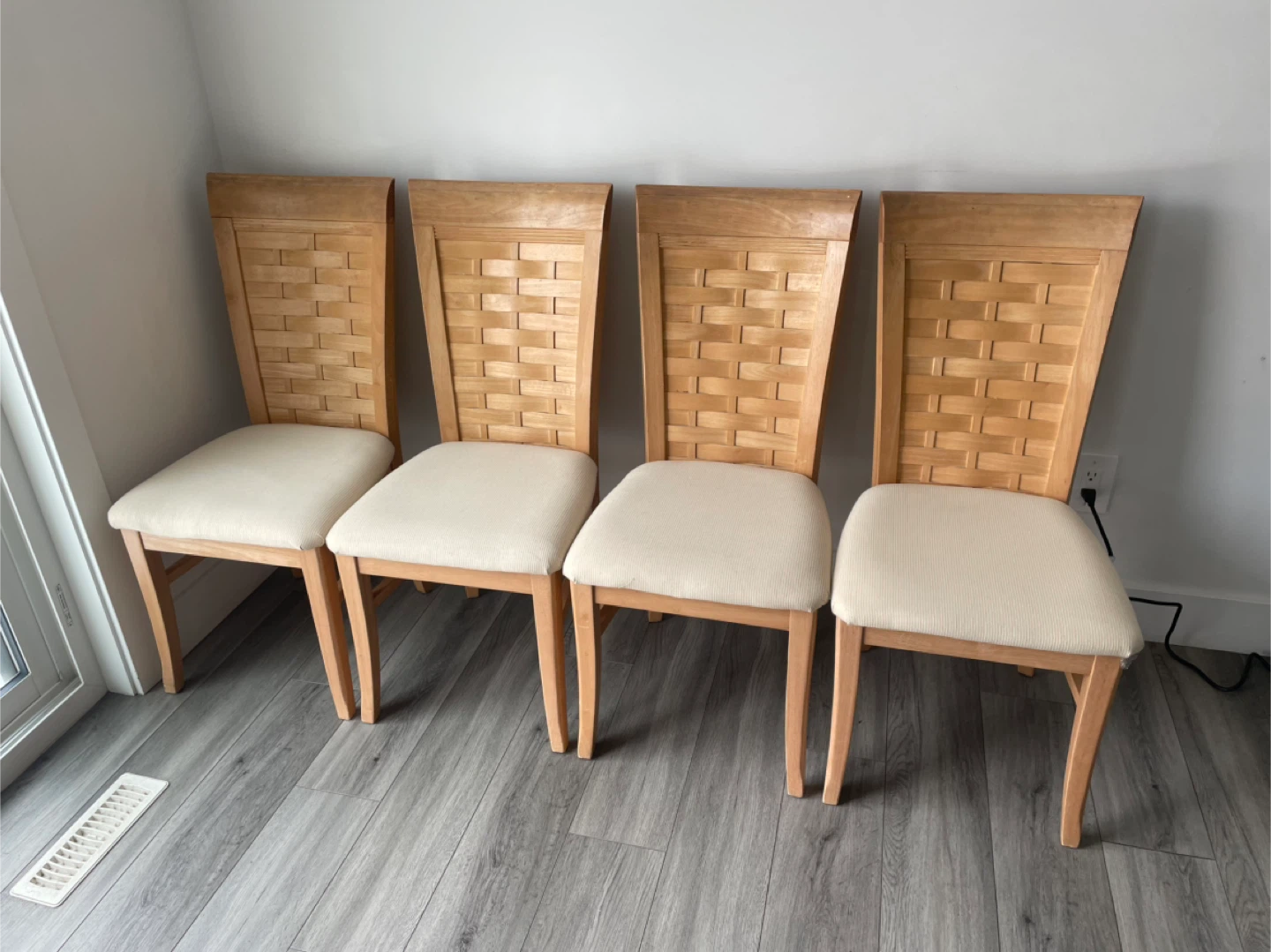 4 Dining Chairs - photo 2