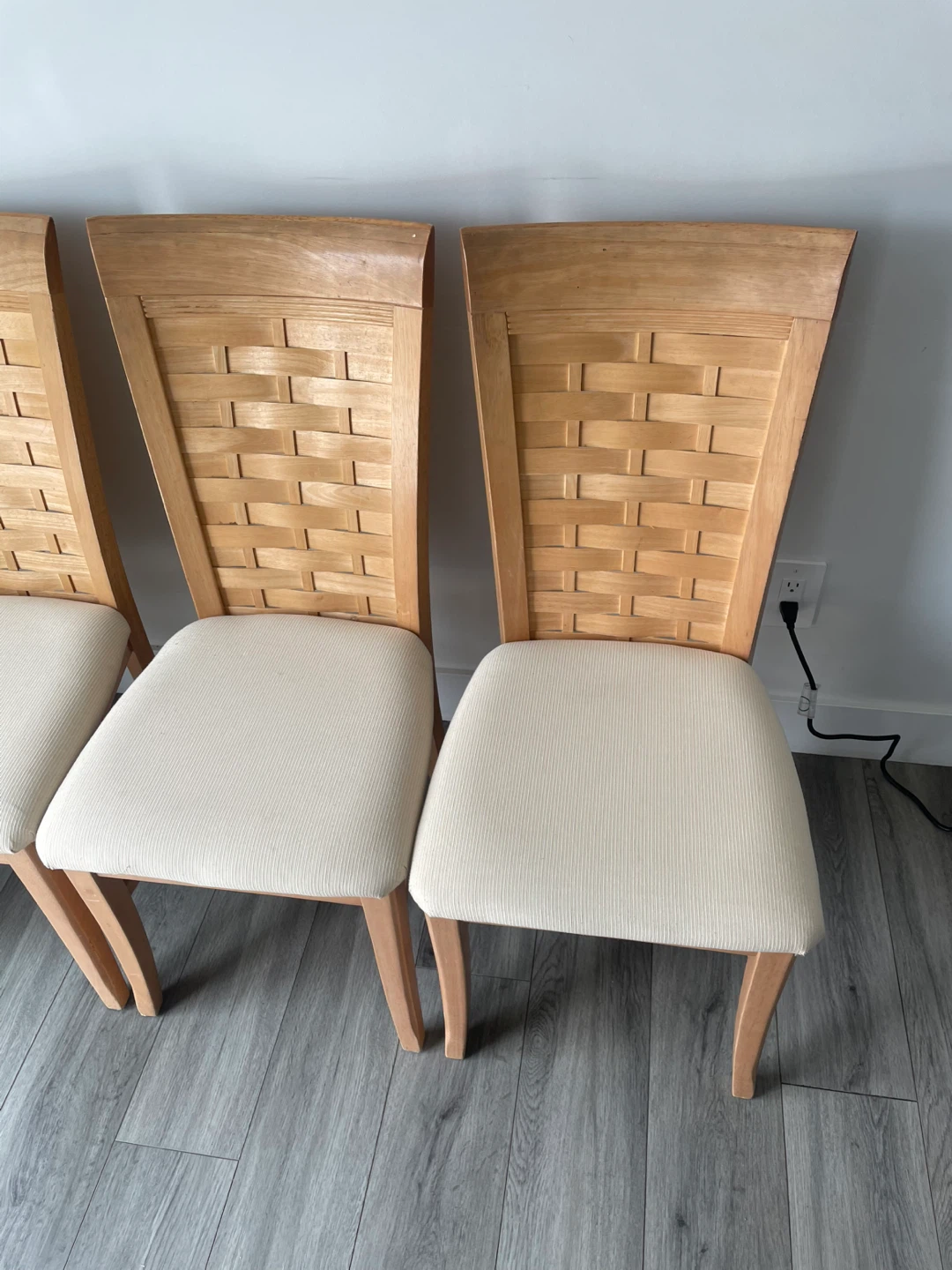4 Dining Chairs - photo 4