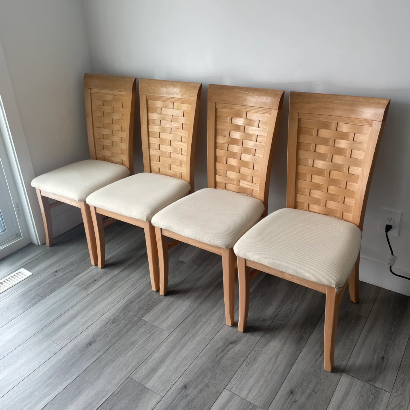 4 Dining Chairs