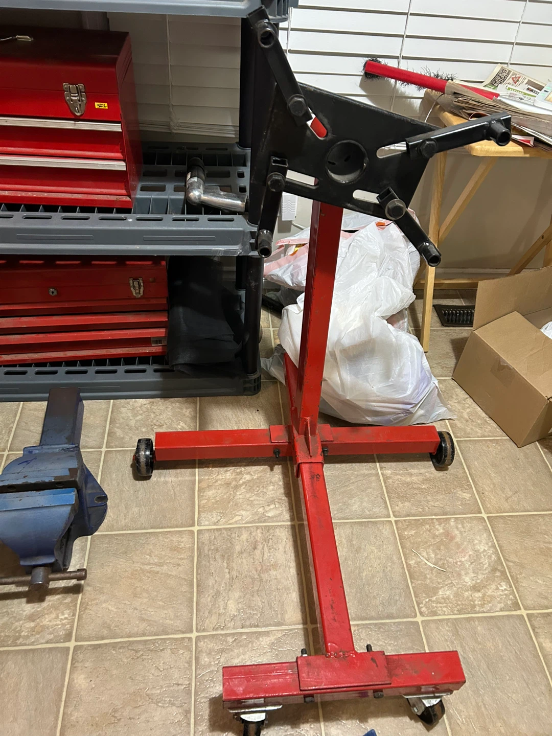 Red Engine Hoist Stand