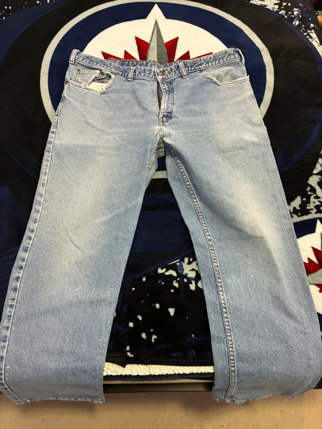 Denver Hayes Light Wash Denim Jeans - Size 36x30 - photo 2