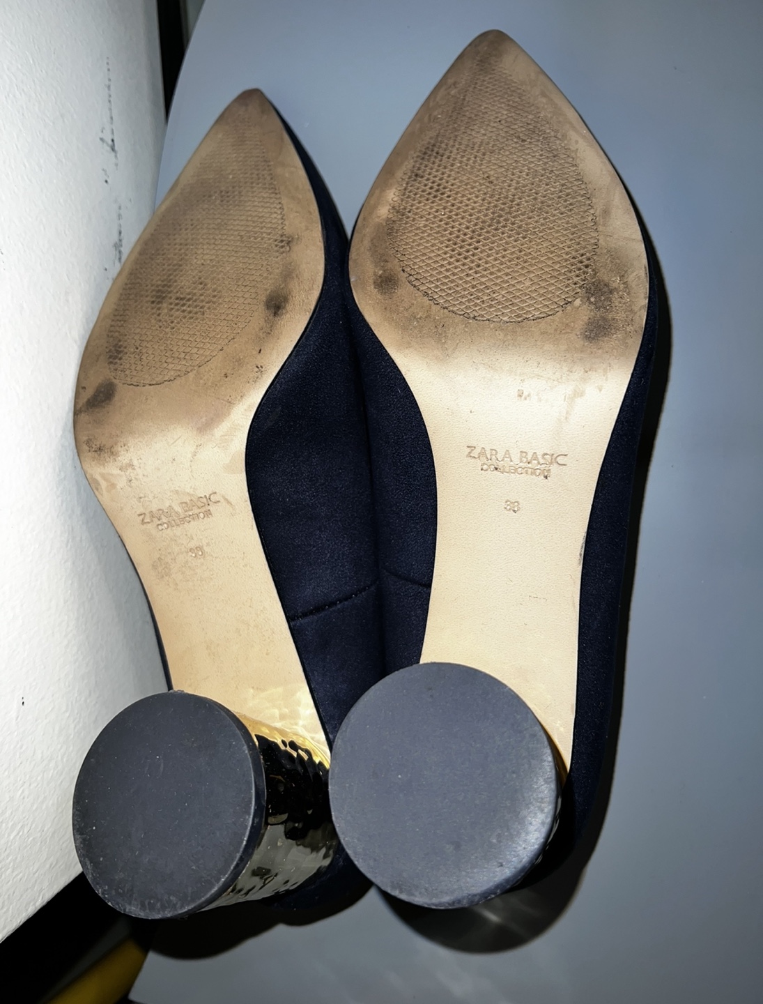 Zara Basic Navy Blue Heels - Size 38 - photo 4