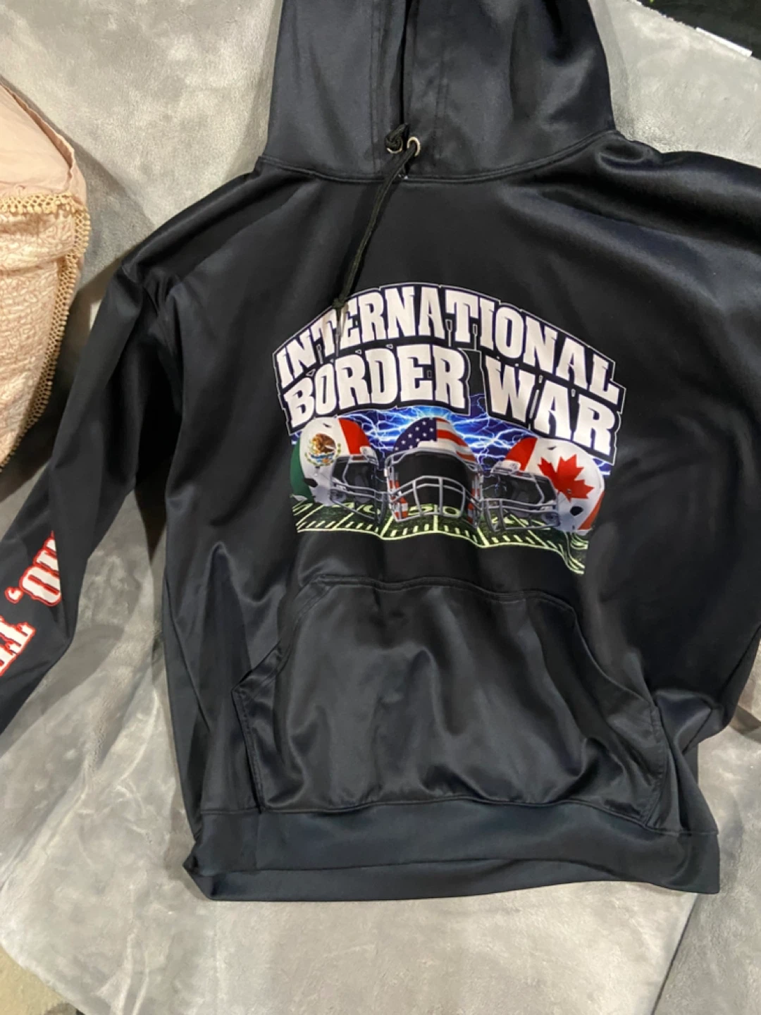 International Border War Hoodie - XXL