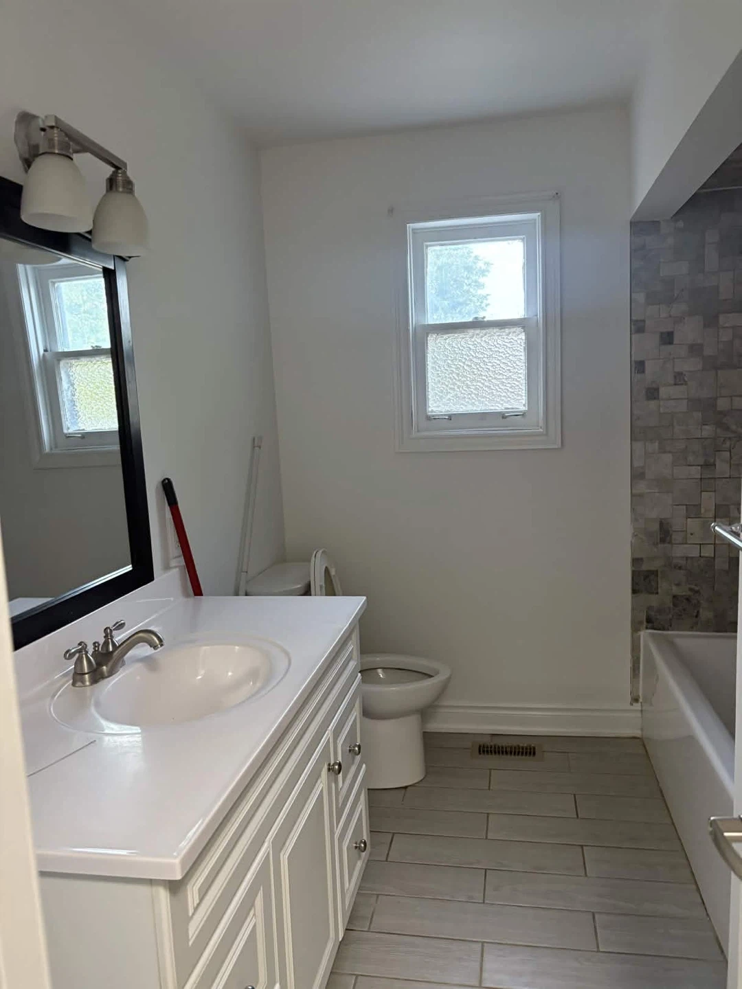 Summer 2026 Main Floor Bedroom for Sublet [Female Only]
