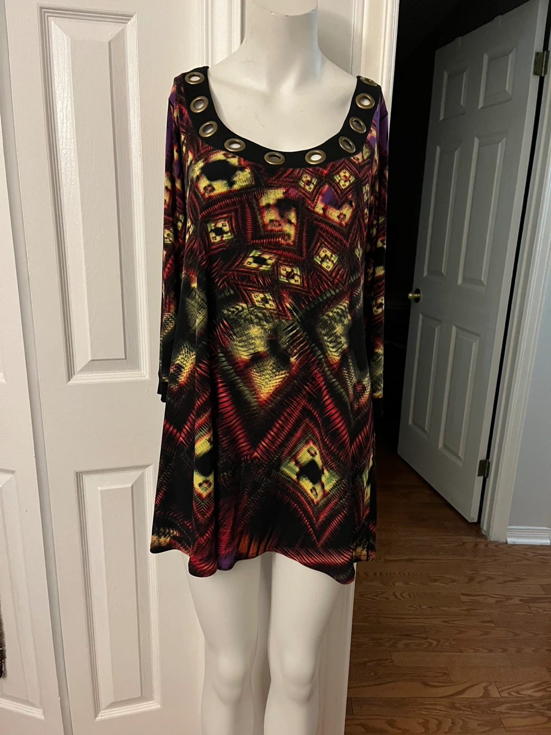Women's Printed Tunic Top with Grommet Neckline