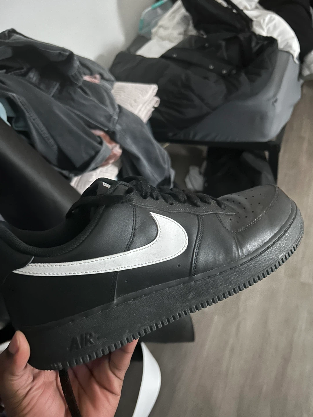 Black Nike Air Force 1 - photo 3