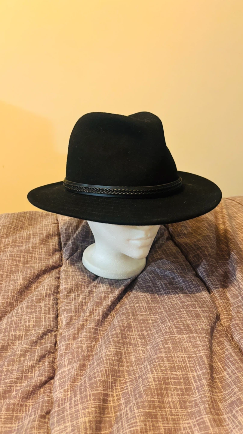 Tilley Endurables Black Hat L/G 7 3/8