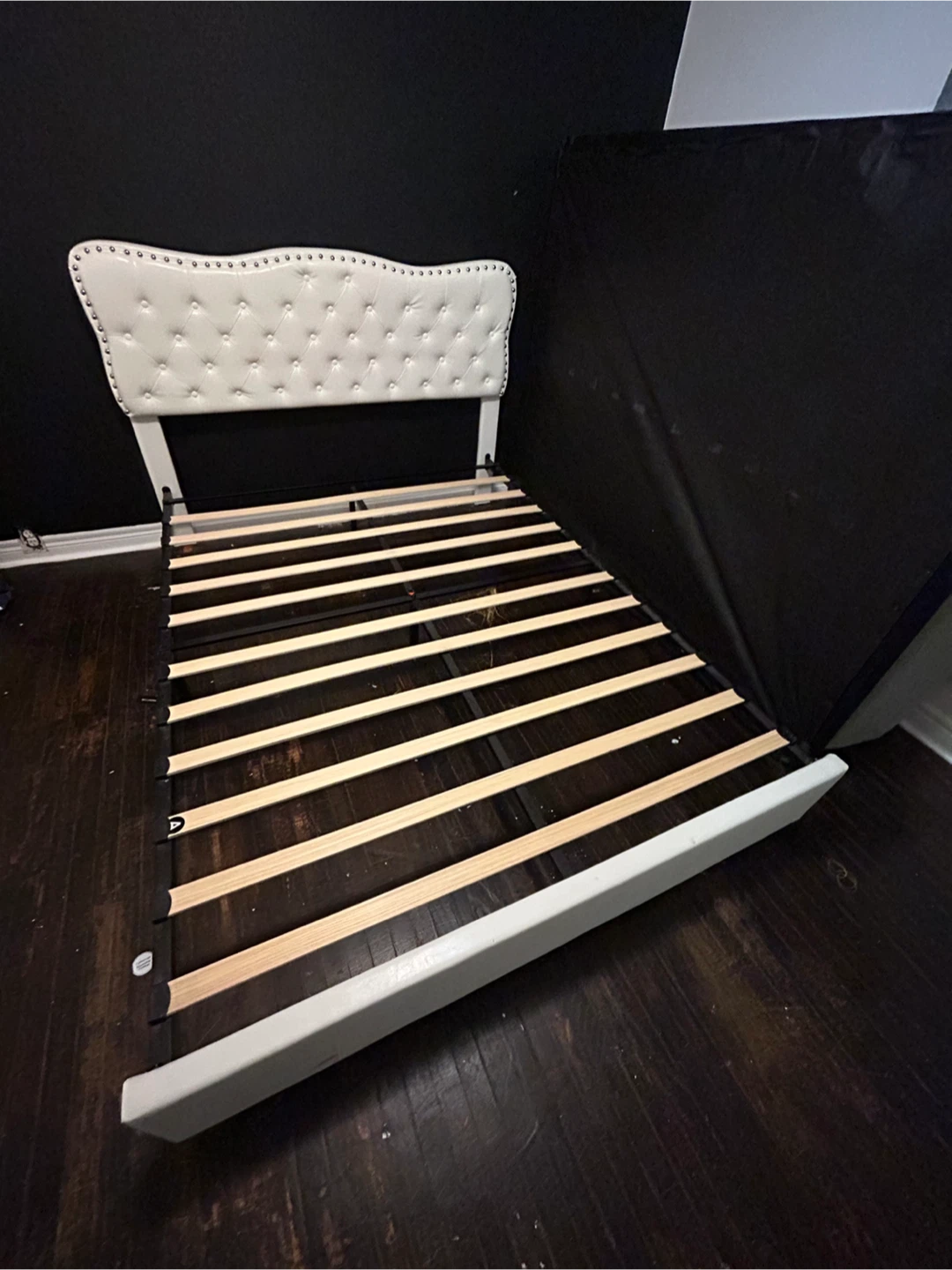 White Tufted Headboard Bed Frame