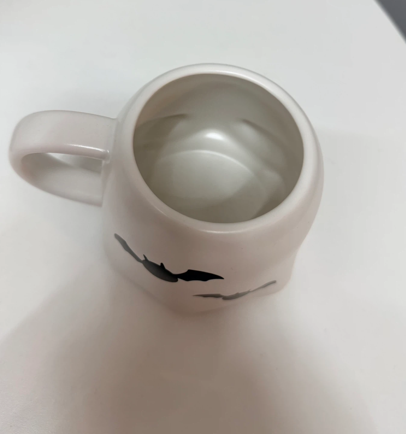 2024 Tim Hortons Colour Changing Ghost Mug - Great Condition - photo 3