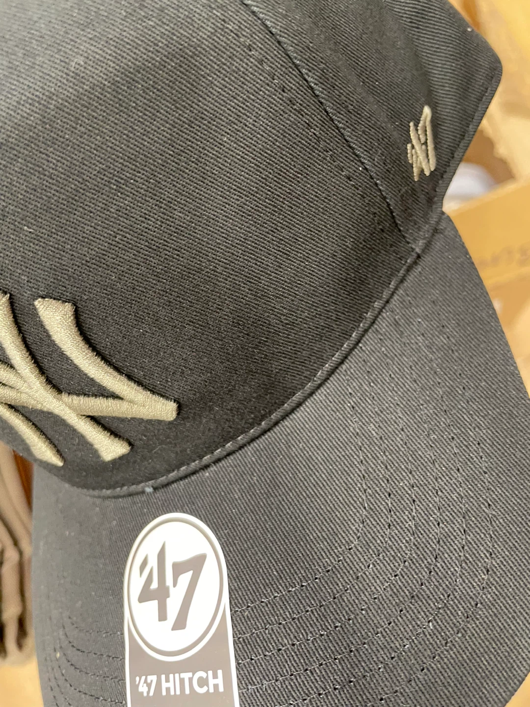 47 Brand New York Yankees Hitch Adjustable Cap - photo 2