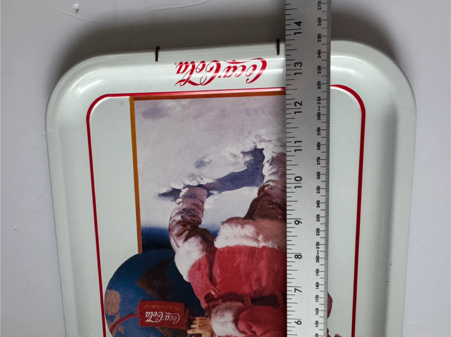 Coca-Cola Santa "Wherever I Go" Tin Serving Tray - photo 2