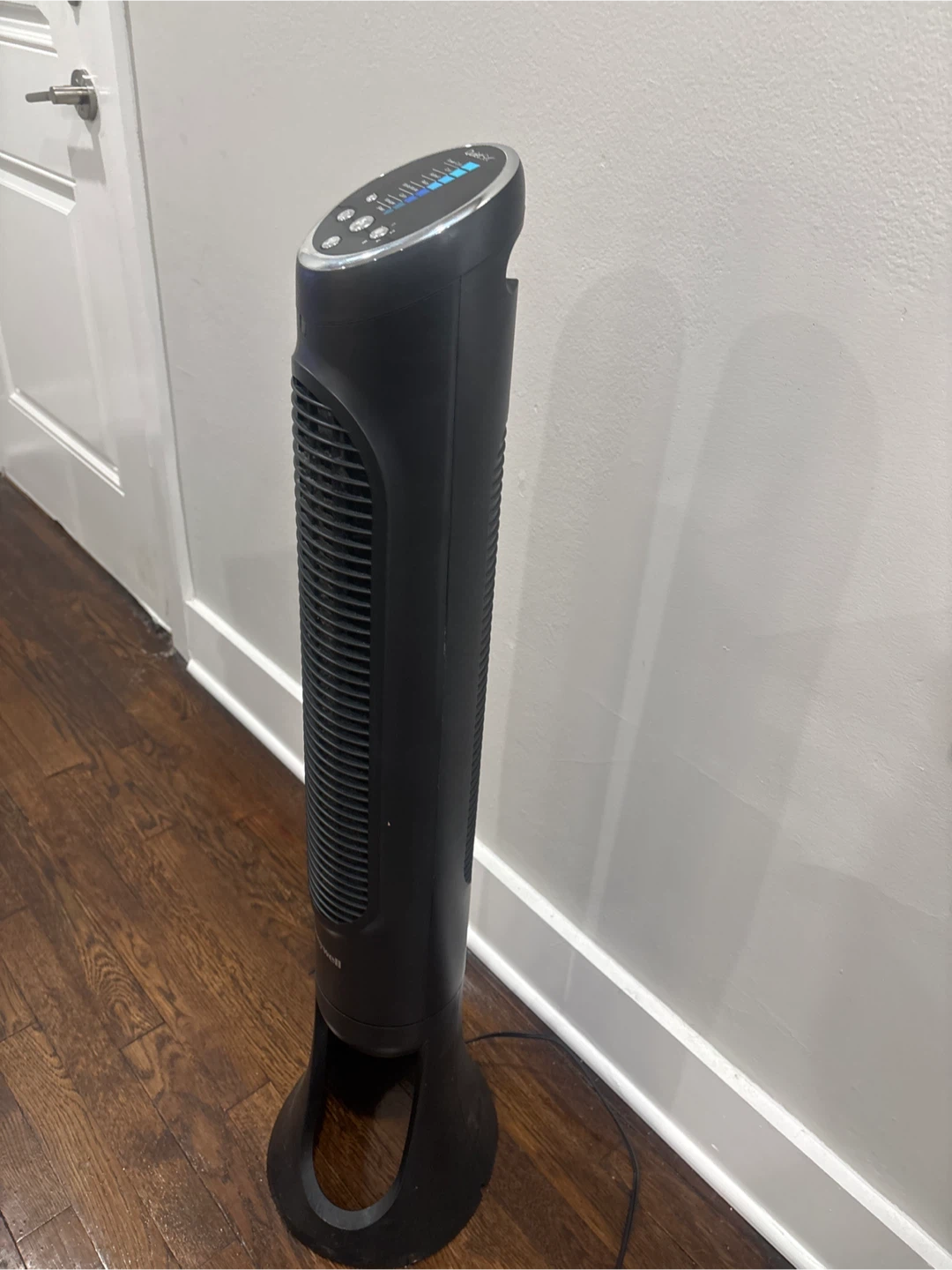 Honeywell QuietSet Tower Fan - photo 5