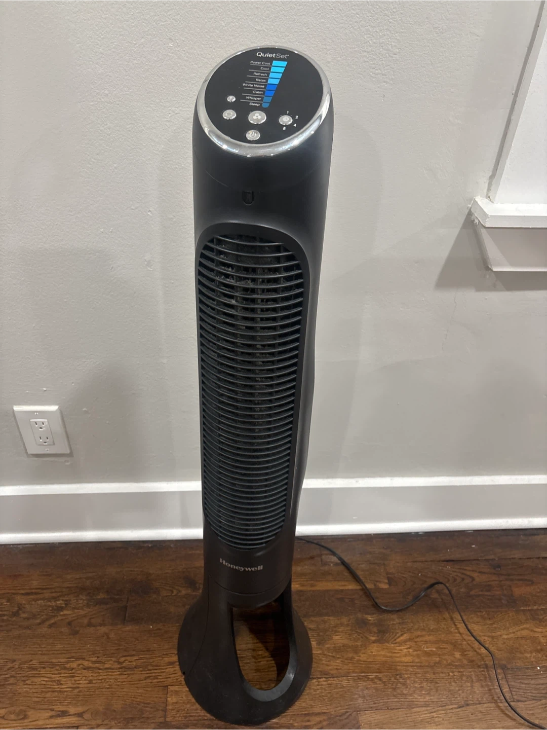 Honeywell QuietSet Tower Fan - photo 2