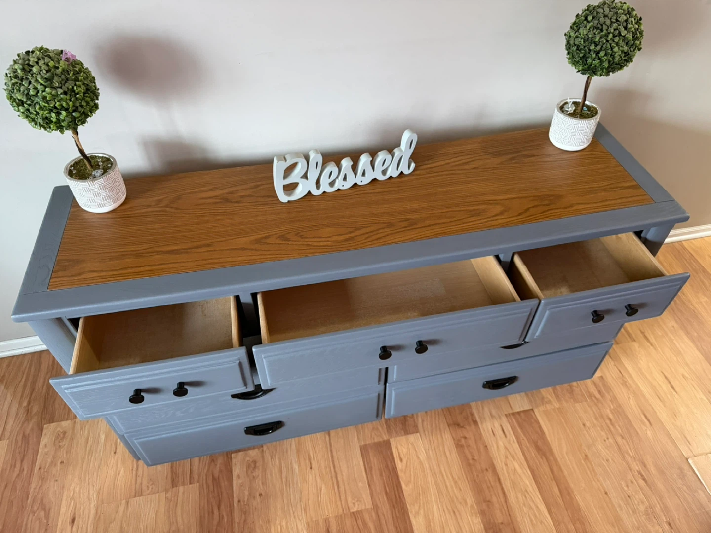 ✨🩶🤎Beautiful solid dresser🤎🩶✨ - photo 5