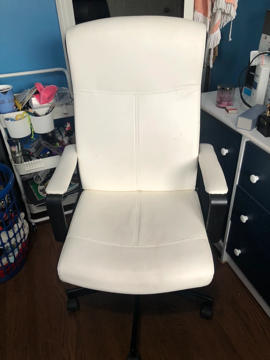 White Office (desk) Chair - photo 2