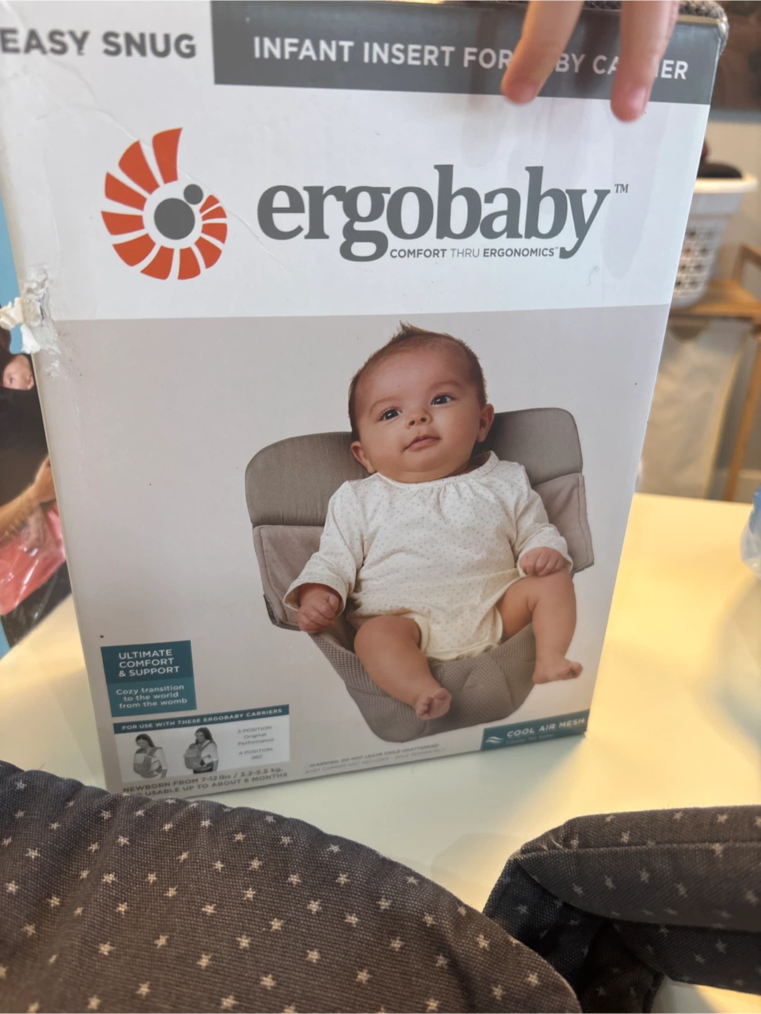 Ergobaby with Easy Snug Infant Insert - photo 4