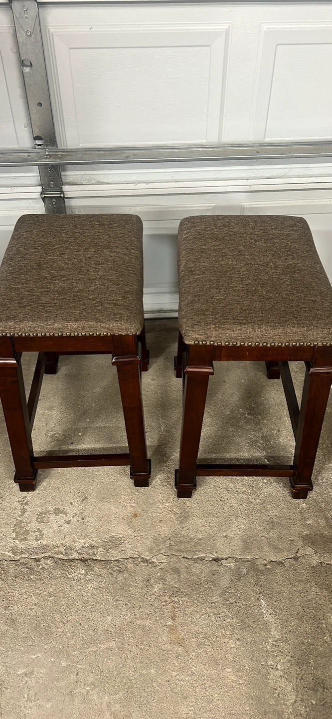 Set of 2 Upholstered Stools with Wooden Legs