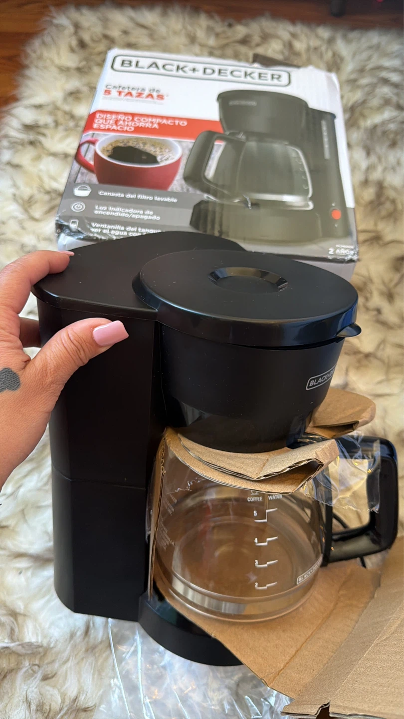 BLACK+DECKER 5-Cup Coffee Maker - Black - photo 2