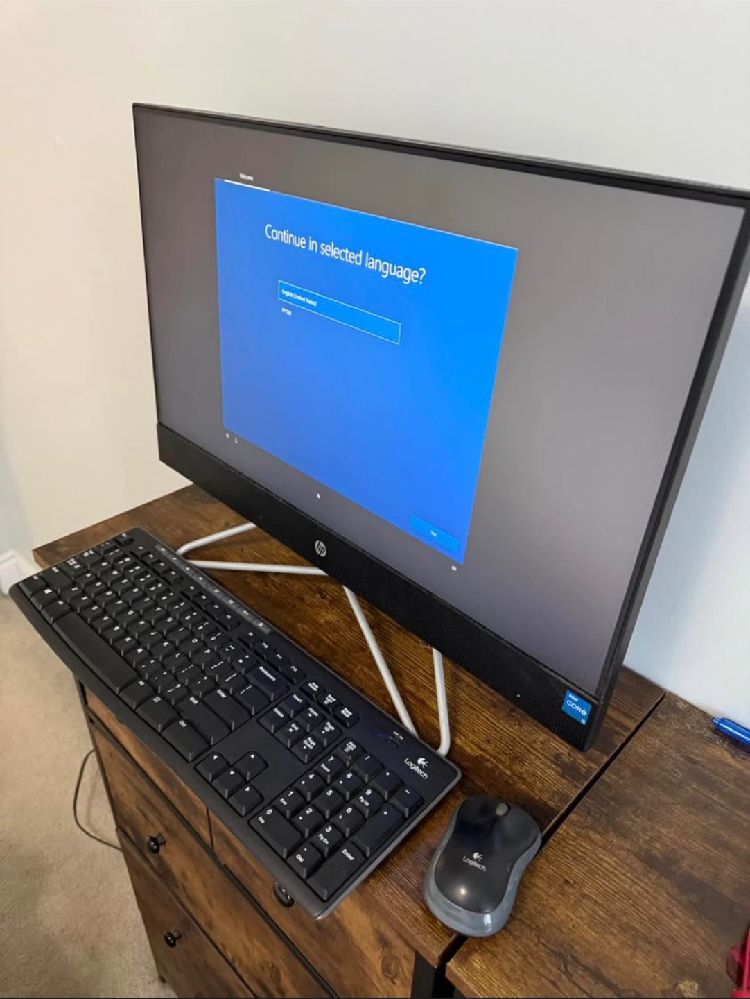 HP 24” All-in-One PC – i3, 8GB – Ready to Use