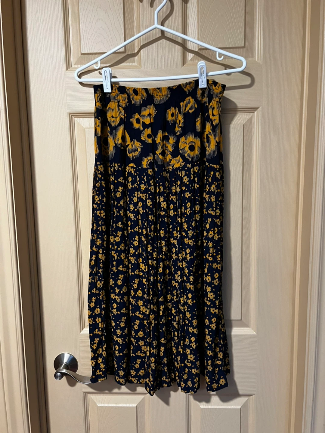 Carole Little Women's Skirt & Long Sleeve Blouse Size L - photo 5