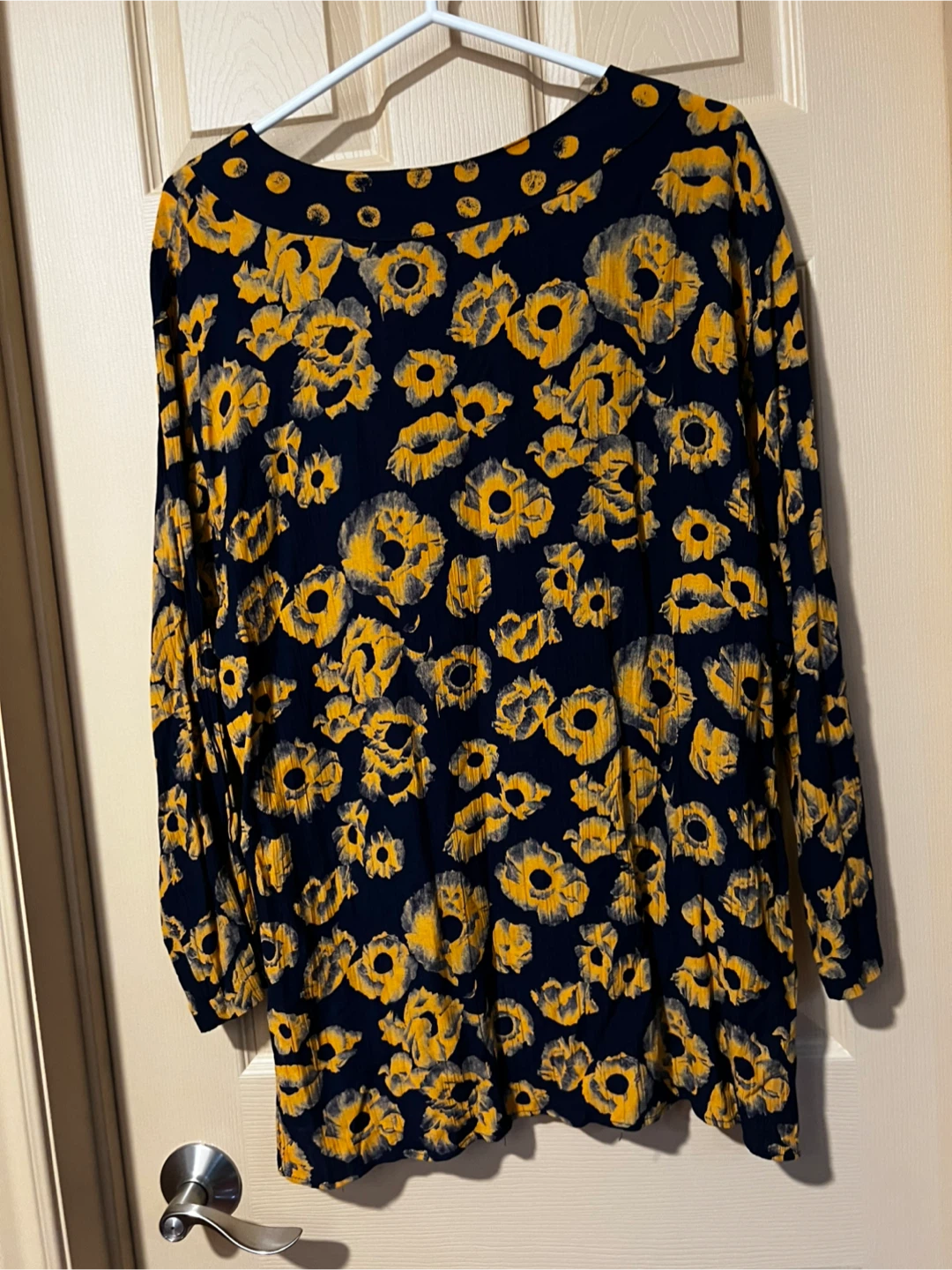 Carole Little Women's Skirt & Long Sleeve Blouse Size L - photo 2