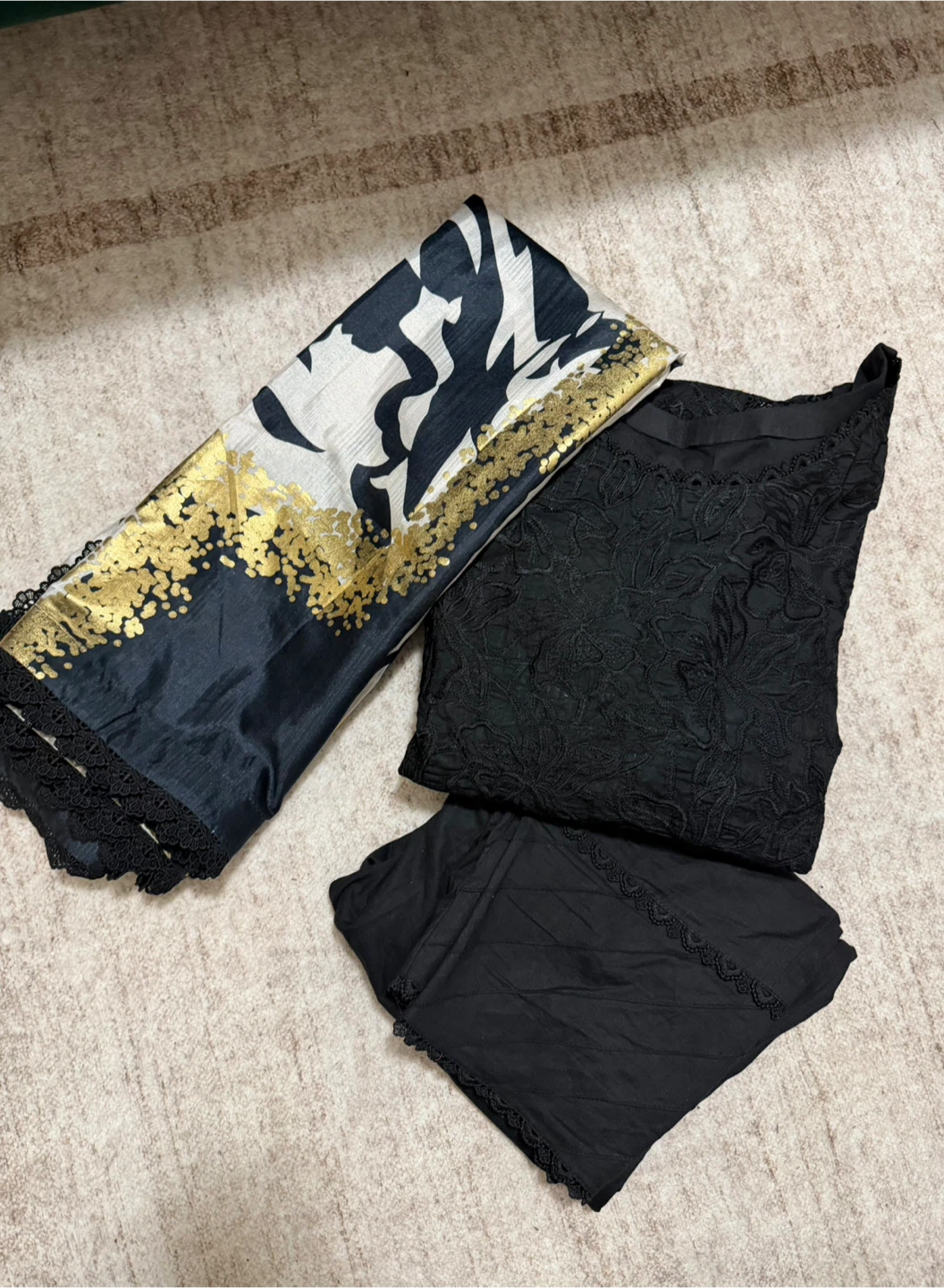 Rang Rasiya Premium Black Lace Dress with Dupatta - photo 3